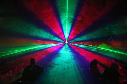 Laser